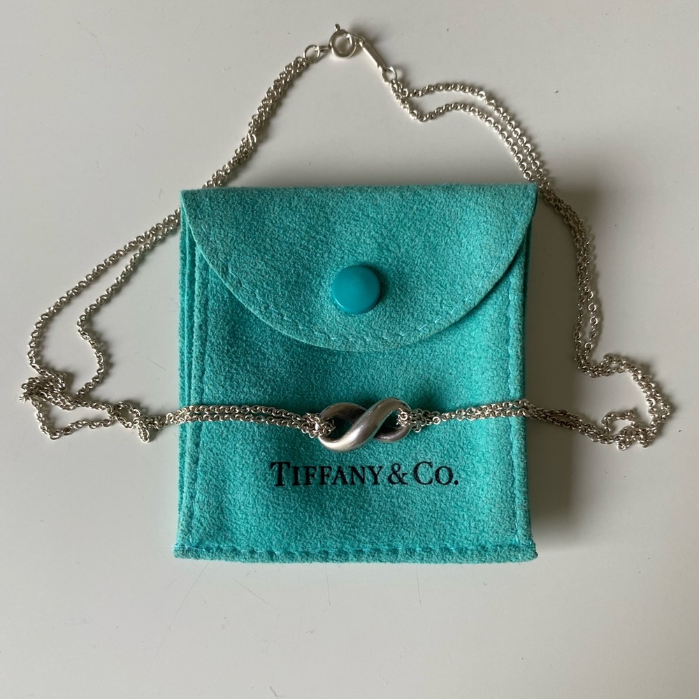 Tiffany’s infinity pendant necklace, sterling silver